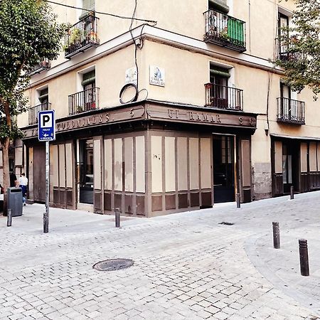Apartamento Opera Suite Aida Madrid Palacio Real Exterior photo